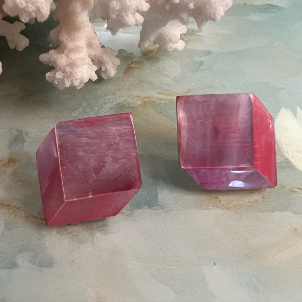 Vintage Mother of Pearl Cube Illusion Earrings